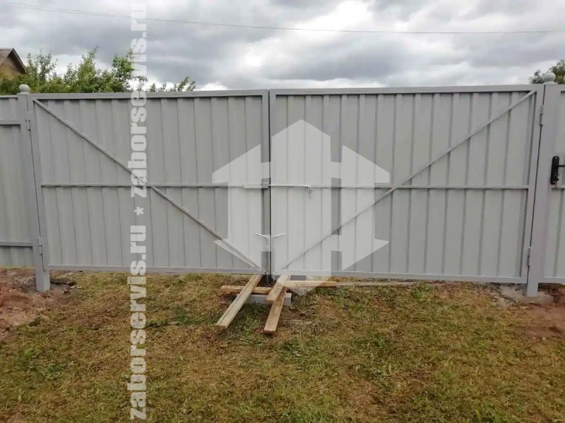 Забор из профнастила 72 метра синий