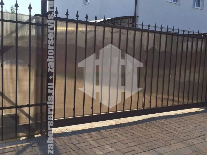 Сварной забор с поликарбонатом 40 метров