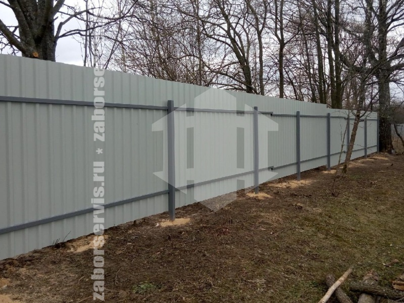 Забор из профнастила с бетонированием столбов 250 метров